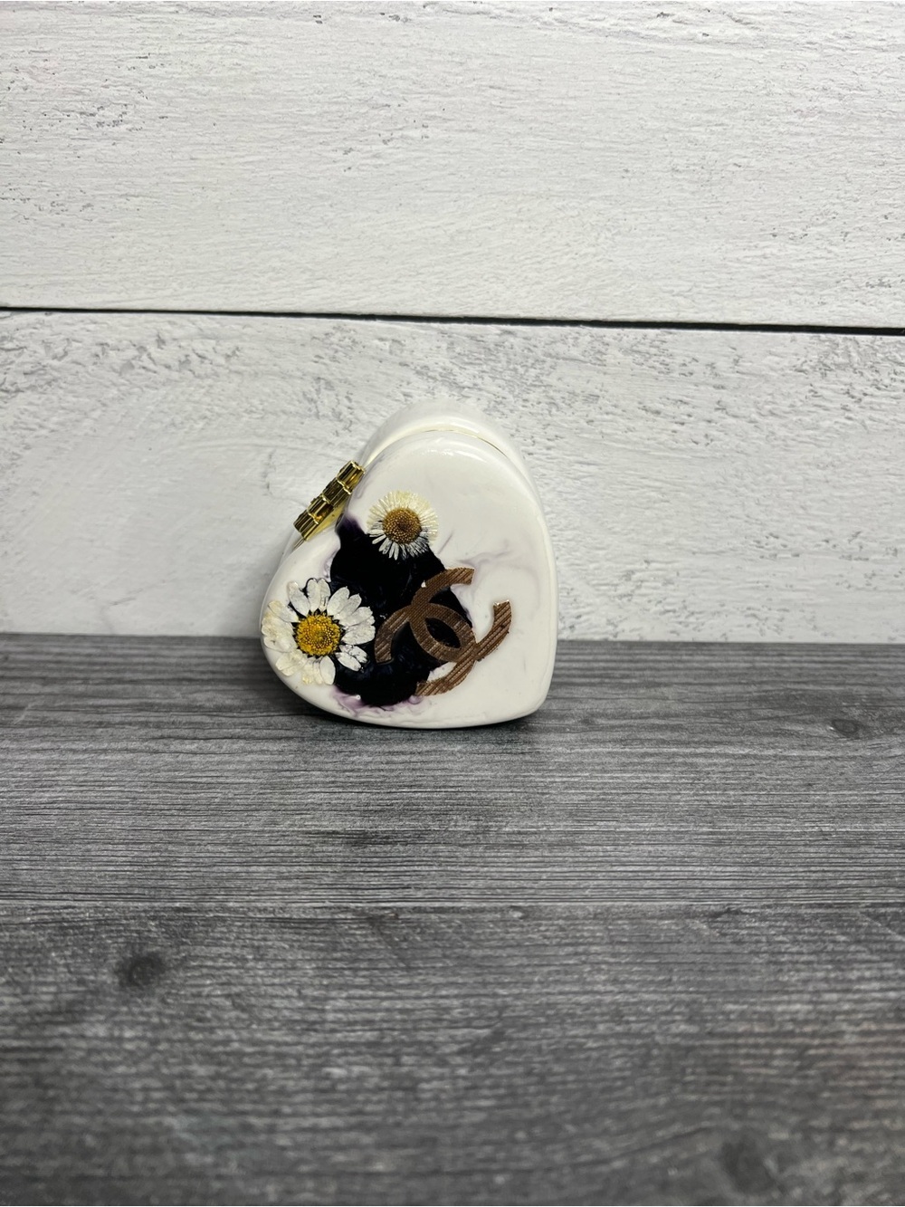 CC Heart-Shaped White Trinket Box with Daisy Inlay